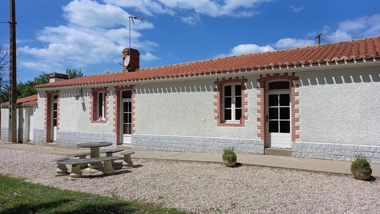 Gite Le Plessis Villa Saint-Urbain  Exterior foto